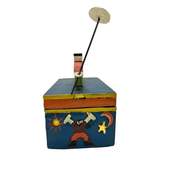 Vintage Handmade Wood carved Box with Dancing Figures Chupak Folk Art 1996 - Picture 6 of 16